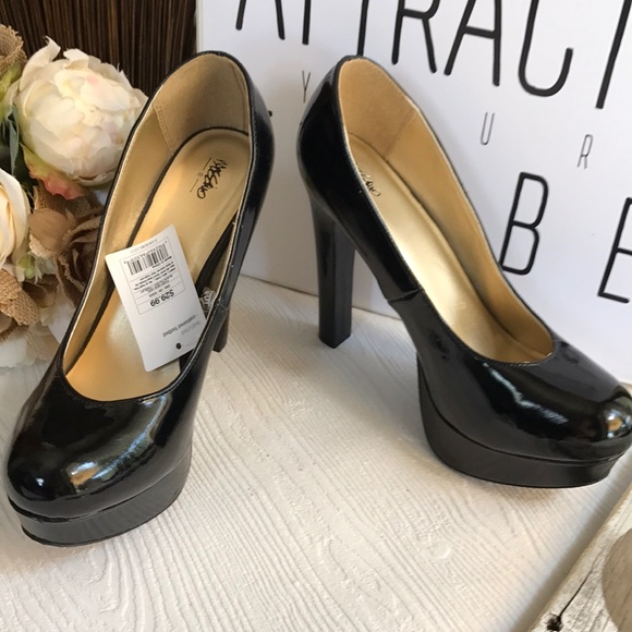 MOSSIMO BLACK PATENT LEATHER PUMP NEW Size 7 1/2 - Picture 7 of 8